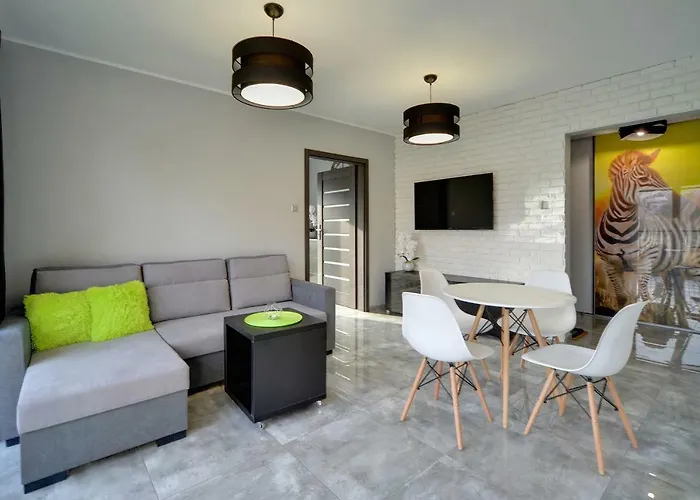 Sun & K2 Black & White Карпач