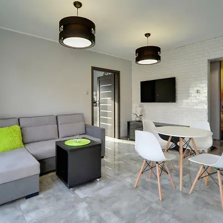 Sun & K2 Black & White Karpacz