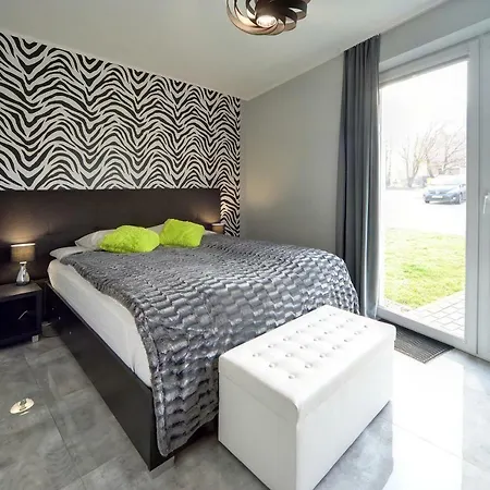 Sun & K2 Black & White *