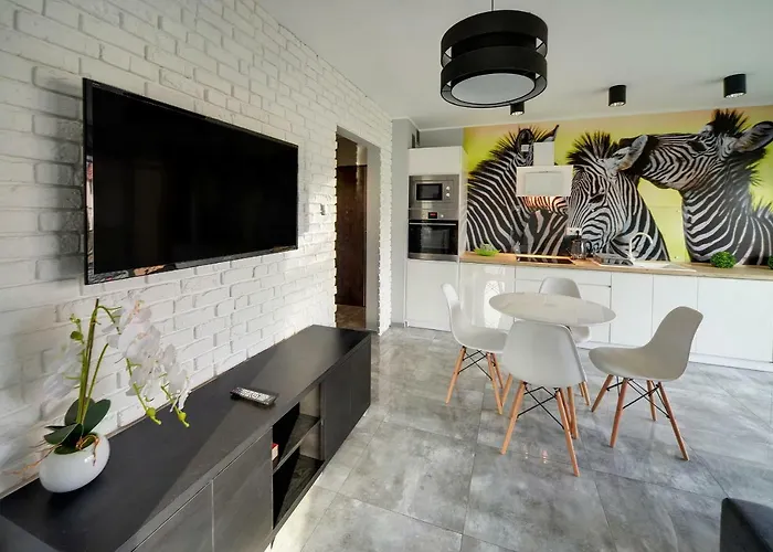 Sun & K2 Black & White Appartement